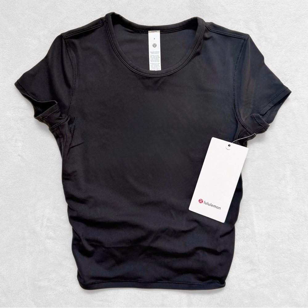 NWT Lululemon All It Takes Back-Twist Tee *Silky – Black – Size 4 - Picture 2 of 8